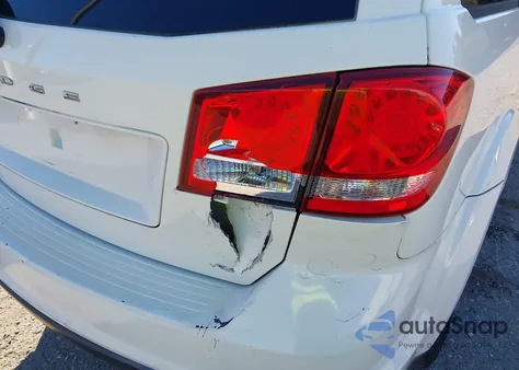 2014 Dodge Journey Sxt z USA, uszkodzony, nr VIN 3C4PDCBG4ET127004